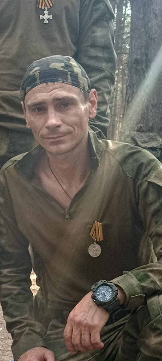 Еще один работник АО &quot;Златмаш&quot;, мобилизованный для участия в СВО, получил медаль «За боевые отличия» 