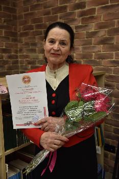 Специалист АО «Златмаш» Наталья Кудряшова получила знак отличия «Почетный наставник».