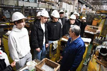 Студенты посетили производственные площадки АО "Златмаш" в рамках акции "Неделя без турникетов"