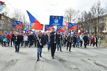 В праздник Весны и Труда делегация АО «Златмаш» приняла участие в городском традиционном шествии трудящихся